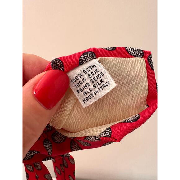 Barry Wells Red Necktie Golf Theme 'Hole in Won' Made in Italy 100% Silk Vintage - Picture 3 of 8